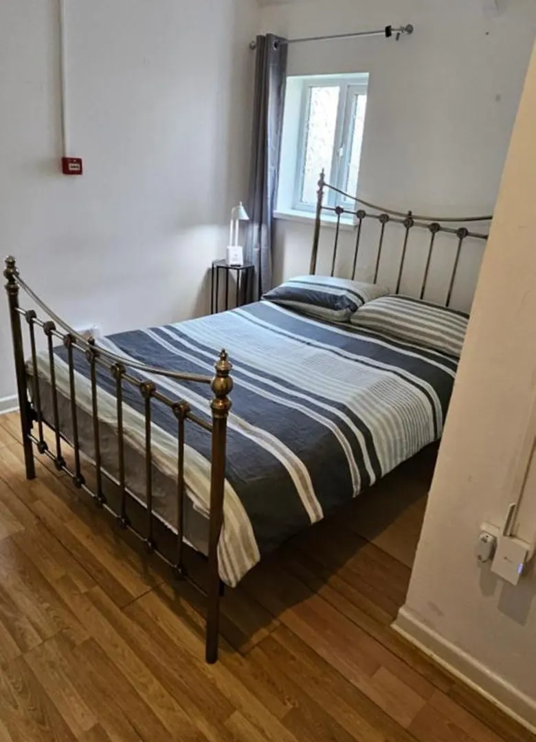 No Frills & Nothing Fancy 1 Bed Studio City Centre Cardiff